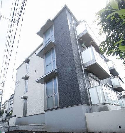 エステティーク 203号室 外観