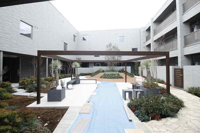 エルミタージュクール その他外観2