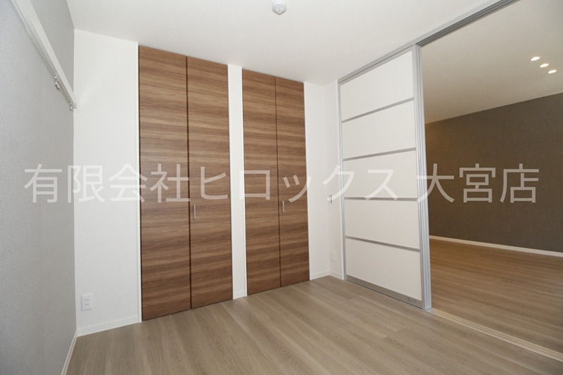 エルミタージュクール ベッドルーム