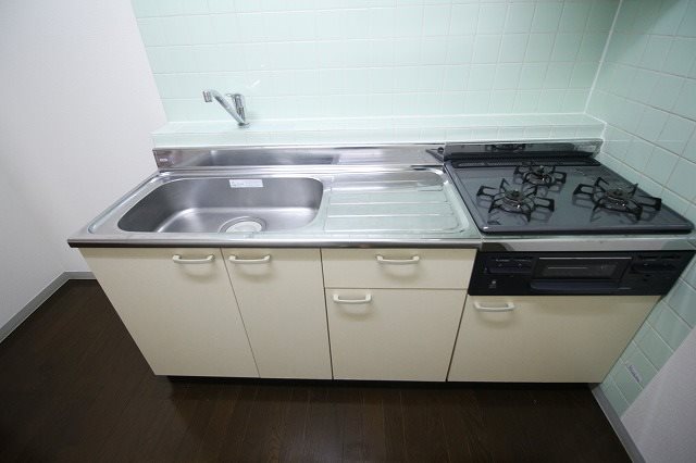 ビューフラッツオオキ キッチン