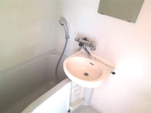 フローラ花俣 風呂画像