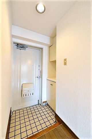 サンハイツ石田 玄関