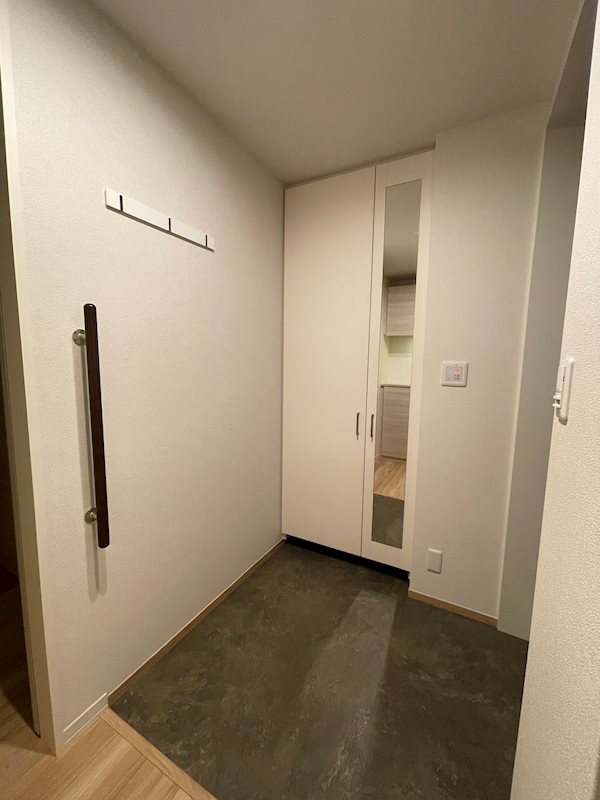 クレールシャーメゾンプレミア 玄関