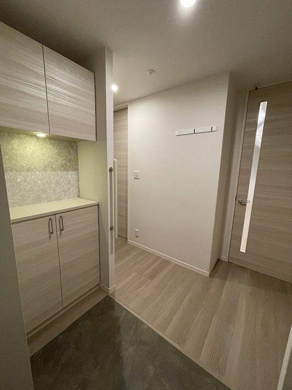 クレールシャーメゾンプレミア 玄関