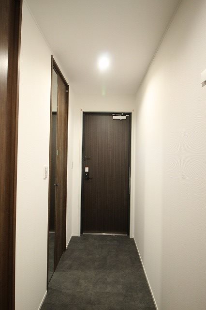 Glycine（グリシーヌ） 玄関