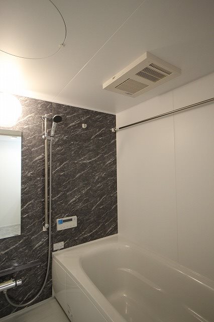 Glycine（グリシーヌ） 風呂画像