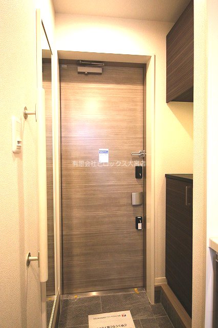 ロベリア西大宮 玄関