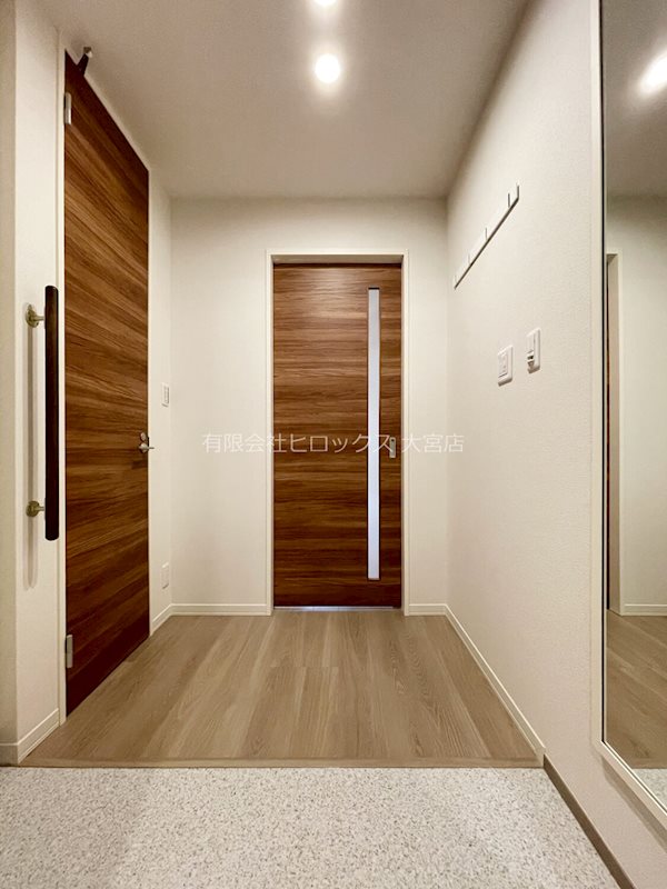 ロベリア西大宮 玄関