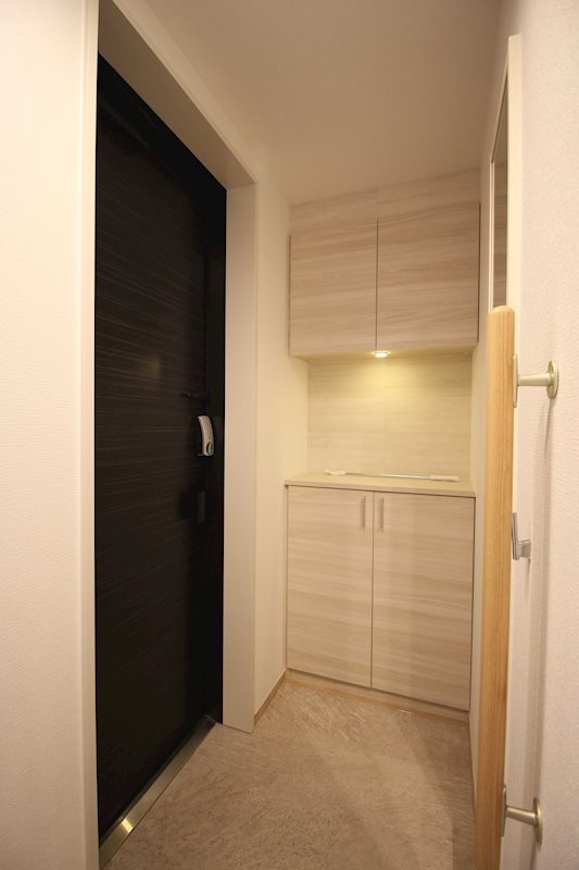 クレストタウン新都心 玄関