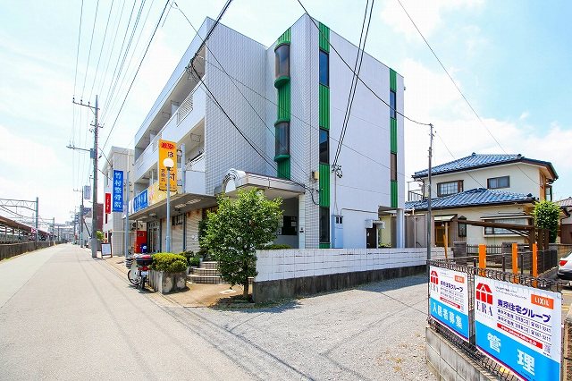 チコラース 外観