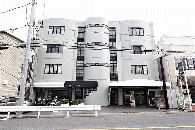 プチボワ館 302号室 外観