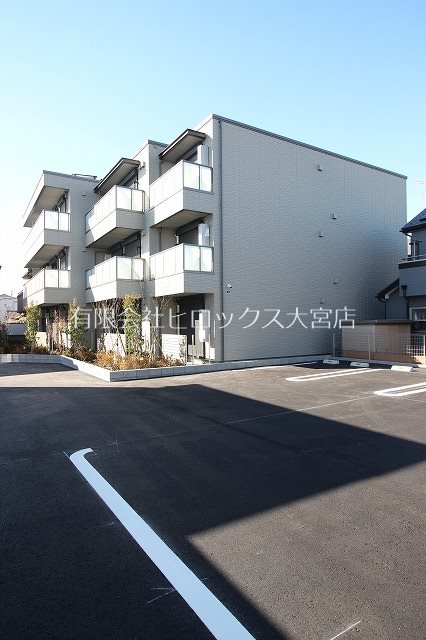 シャーメゾン北上尾 203号室 外観