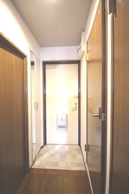 ヴェルジェ・ボヌール 玄関