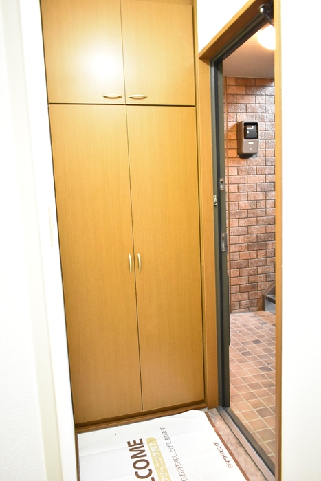ＵＲＢＡＮ ＣＯＵＲＴ　Ｂ 玄関