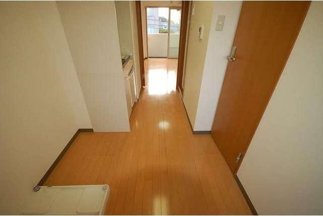 ヴィラ・アサノ宮原 玄関