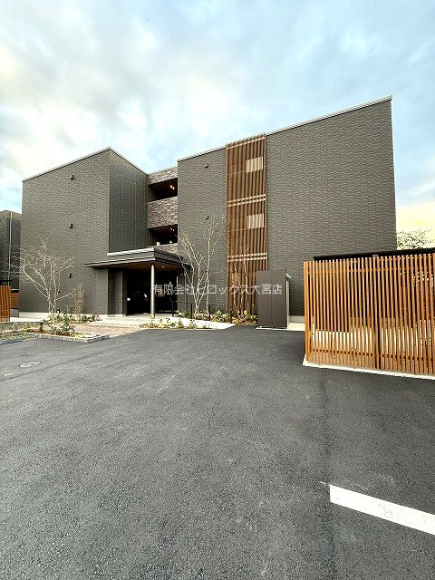 グランレーヴ宮原 302号室 外観