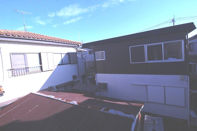 栄ハイツ ベランダ