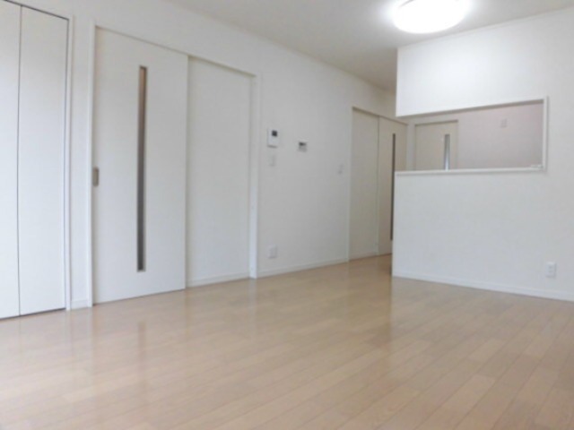 サンライズ大宮 リビング
