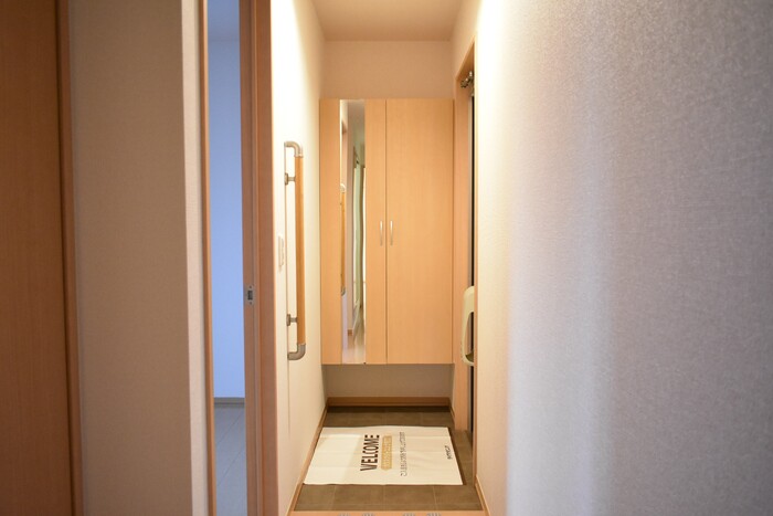 ファルツ大宮 玄関
