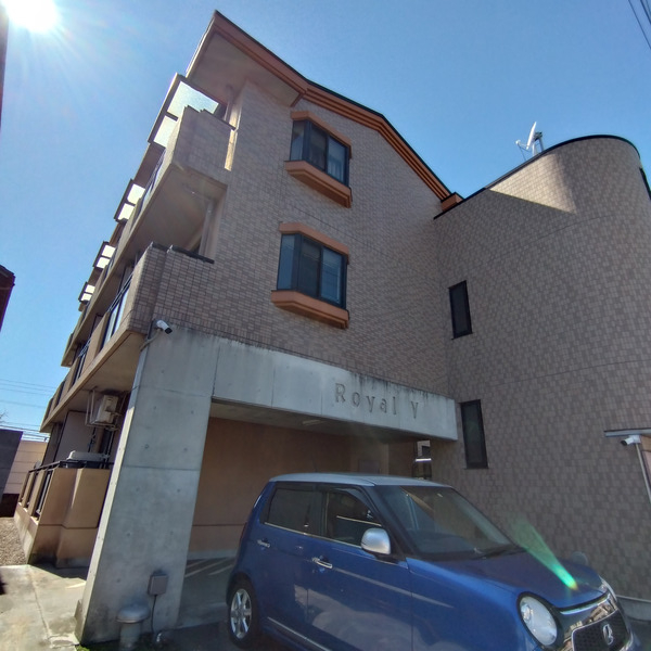 ロイヤルY宮原 103号室 外観