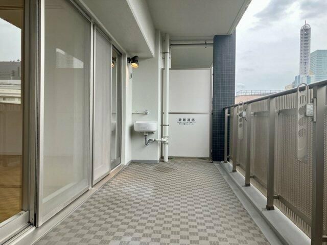 パークスクエアさいたま新都心コンフォートコートＣ棟 ベランダ