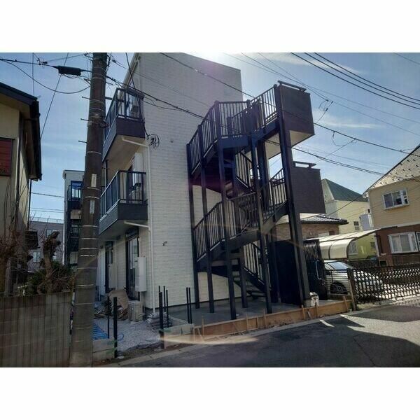 Ａｍｂｉｔｉｏｎ見沼 105号室 外観