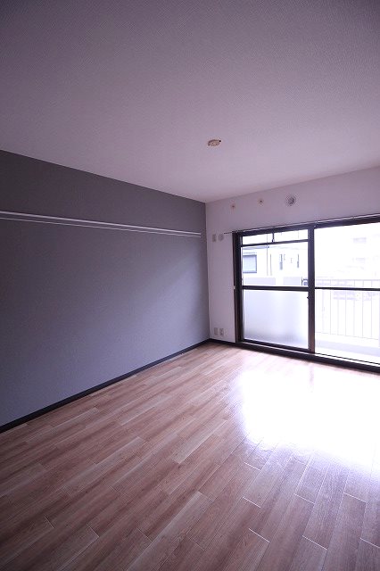 サンライズマンション大宮 リビング