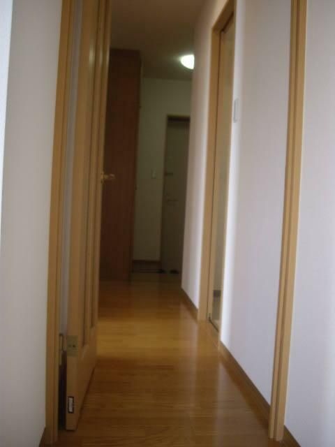 ボナールＴ 玄関