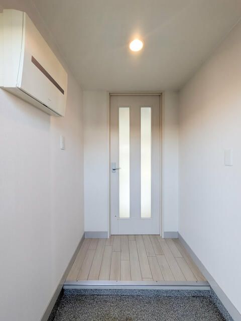 ＷＡＤＡビル１１ 玄関