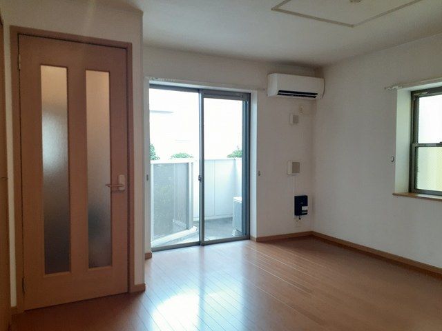 フェアリー　アイリス リビング
