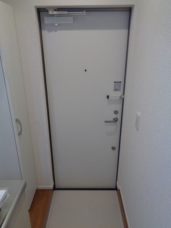 リベルテ大和田 玄関