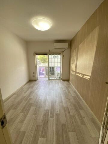 メゾネット協栄 リビング