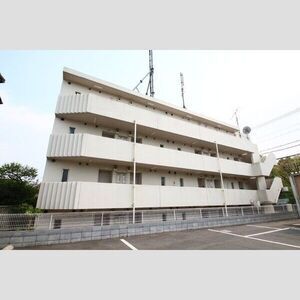 フィオリーシェ大宮 203号室 外観