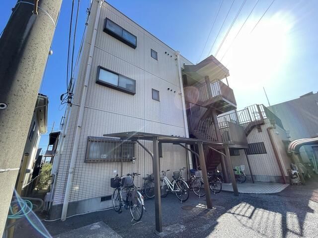 加藤マンション 302号室 外観