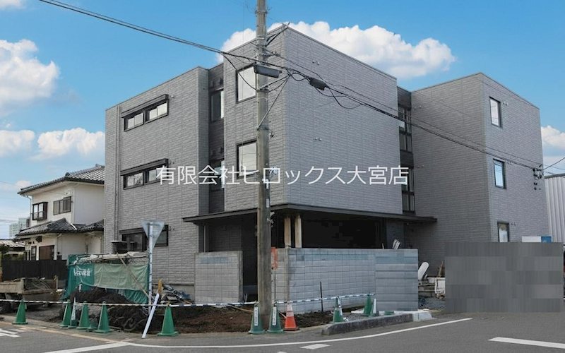 セゾレーナ 301号室 外観