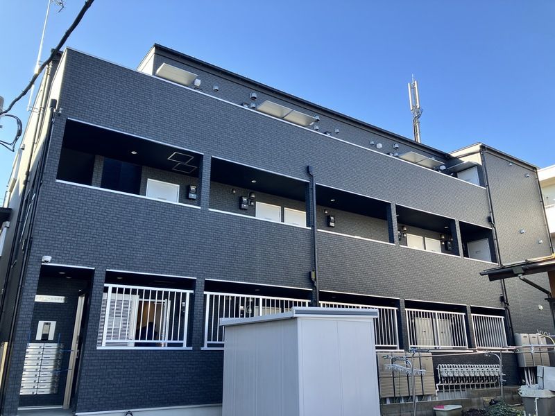 アヴェニール与野本町 203号室 外観
