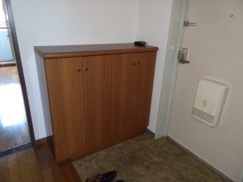 シティパーク桜丘 玄関