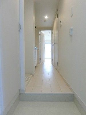 リブリ・ベルロード 玄関