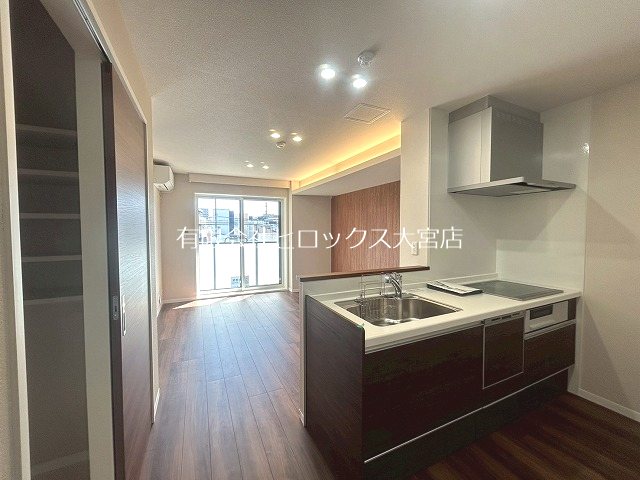 ブランバーチ　ネスト キッチン