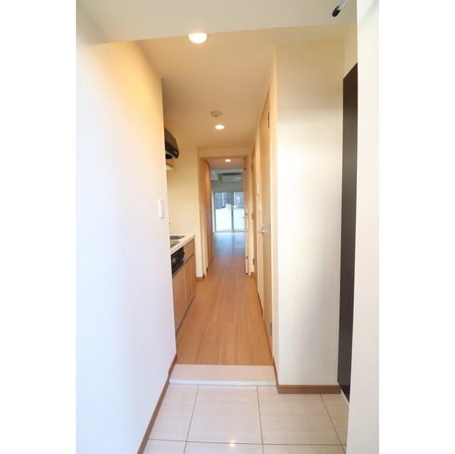 アクシーズタワー新都心 玄関