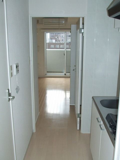 アトラス カーロ浦和常盤弐番館 玄関