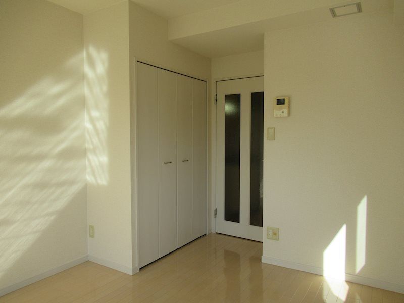 アトラス カーロ浦和常盤弐番館 リビング