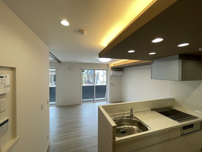 アンアヴニール リビング