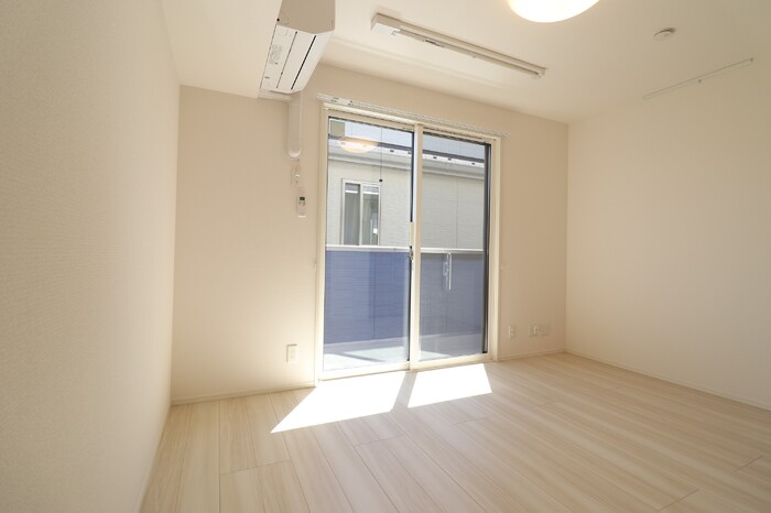 バレンティア その他4