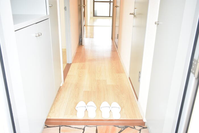 プレジール井山 玄関