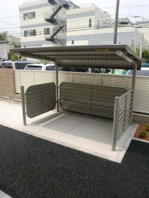 メゾン・ドゥ・シャルマン その他3