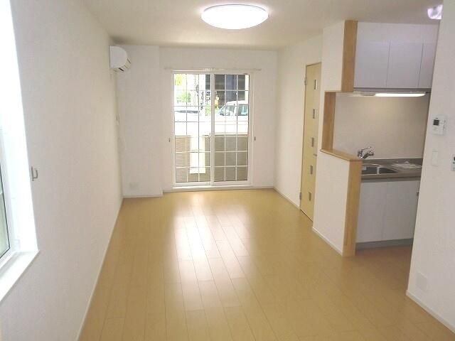 メゾン・ドゥ・シャルマン リビング