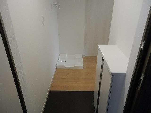 ノワール大和田 玄関