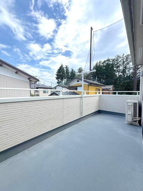 上尾市泉台２丁目　貸戸建て ベランダ