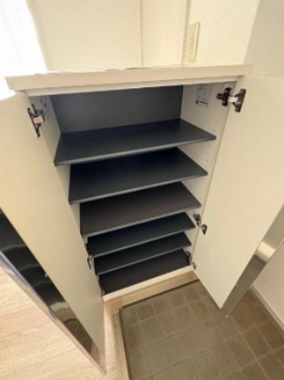 サンライズシティ 玄関